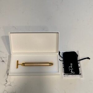 Jillian Dempsey Gold Sculpting Facial Wand